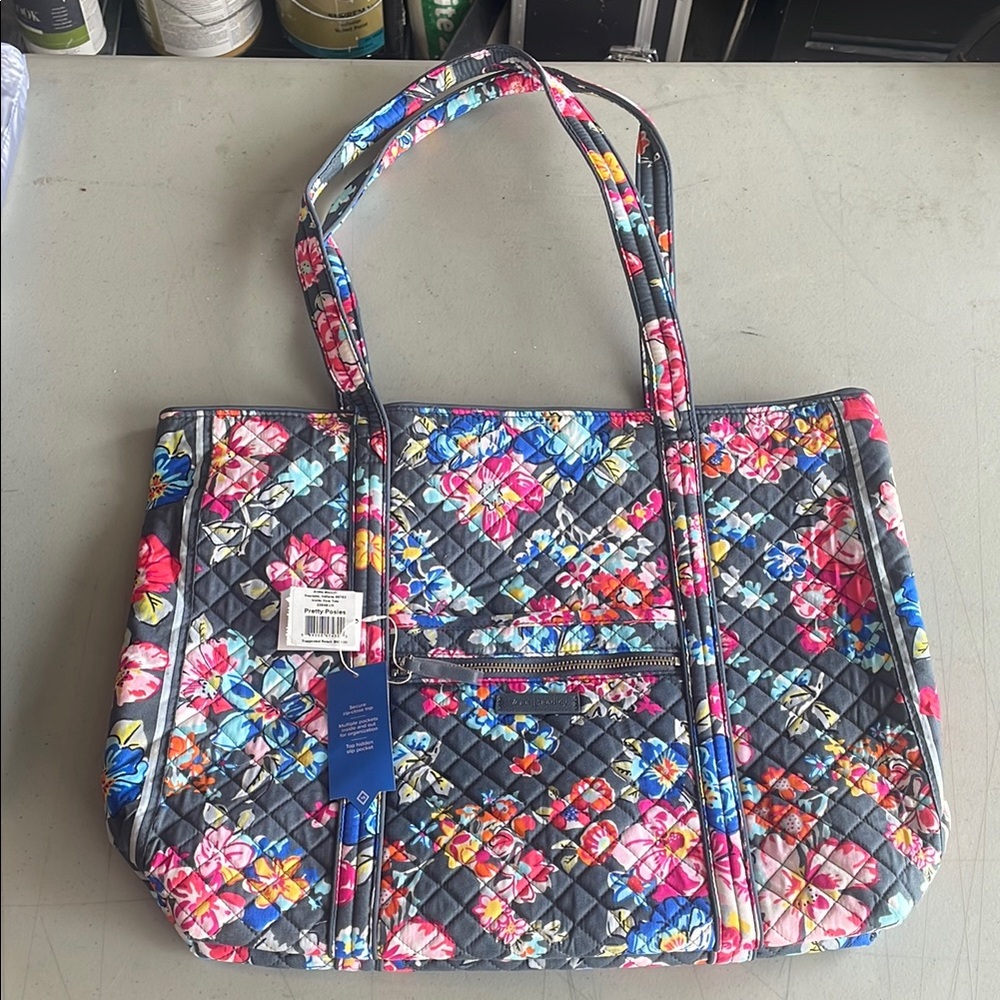 Vera Bradley Roanoke Indian iconic tote. Pretty Posies Floral Quilted Tote Bag